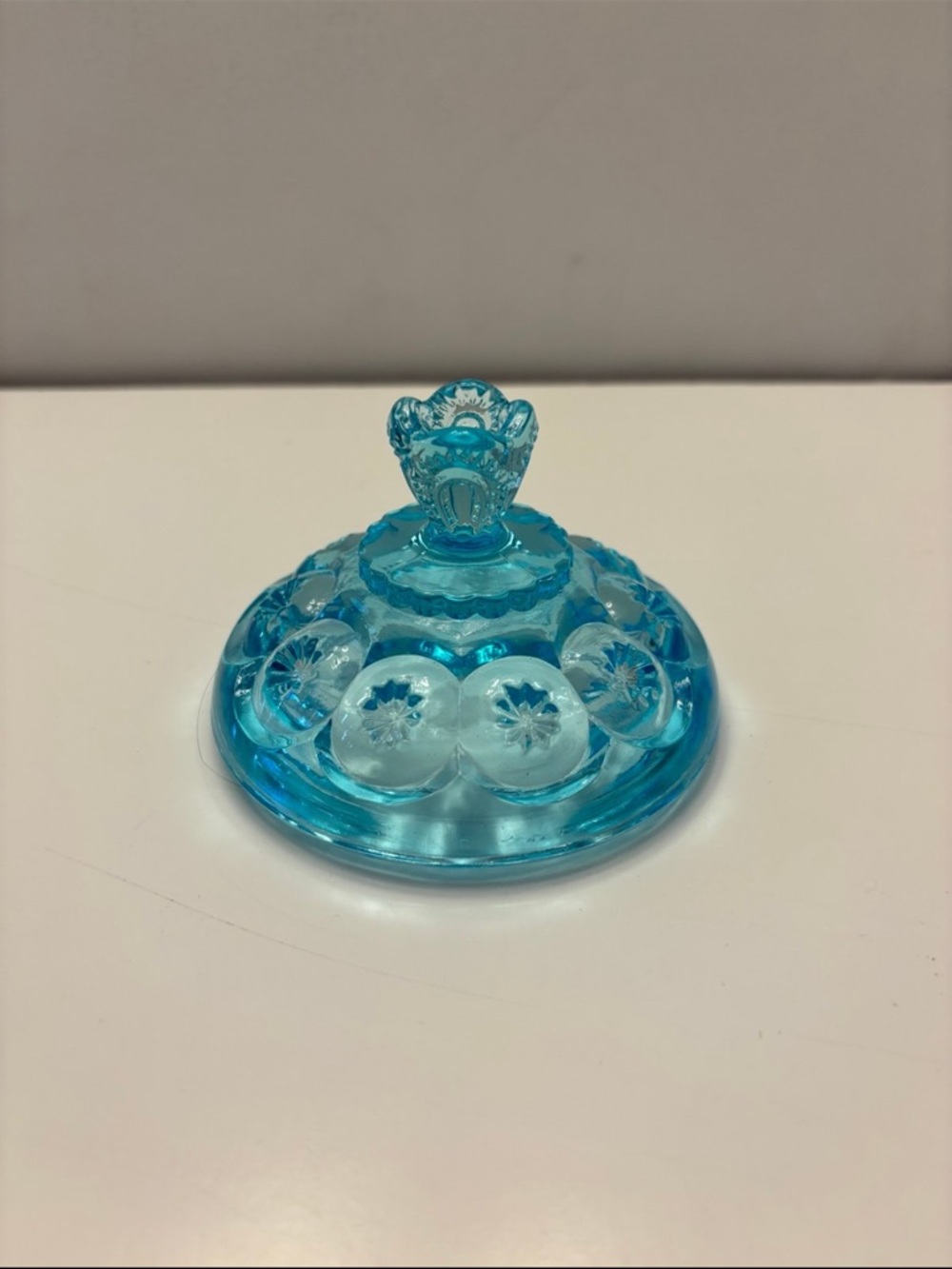 Vintage LE Smith Moon and Stars Blue Glass lid
